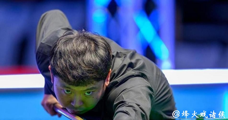 武汉公开赛:斯佳辉两杆破百 5-2胜马奎尔晋级8强 武汉公开赛:斯佳辉两杆破百 5-2胜马奎尔晋级8强