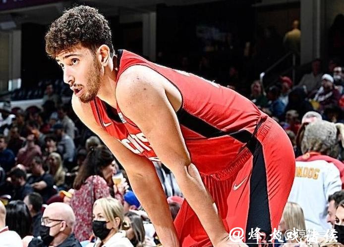 格林34分火箭送鹈鹕5连败 爵士克活塞止3连败